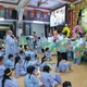 Ni sư trụ trì Huệ Đức trực tiếp tương tác, đồng hành cùng các bé trong ngày tu tập