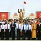 Tổng Bí thư, Chủ tịch nước Tô Lâm cùng các lãnh đạo, nguyên lãnh đạo Đảng, Nhà nước chụp ảnh kỷ niệm trước tượng đài Chủ tịch Hồ Chí Minh - Ảnh: Châu Tuấn