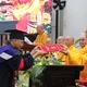 Học viên thạc sĩ nhận Bằng tốt nghiệp