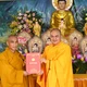 Thượng tọa Thích Nhuận Pháp trao quyết định thành lập chùa Bửu Quang đến Đại đức Thích Nhuận Văn