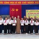 Trao học bổng đến các em học sinh Trường Phổ thông Dân tộc Nội trú THCS Khánh Vĩnh (tỉnh Khánh Hòa)