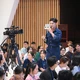 Thanh Nghiêm chia sẻ trong một khóa tu dành cho giới trẻ