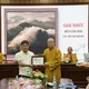 Trưởng lão Hòa thượng Thích Thanh Nhiễu trao giải Nhất cuộc thi ảnh “Phật giáo trong đời sống” lần thứ III đến tác giả Bùi Văn Hải