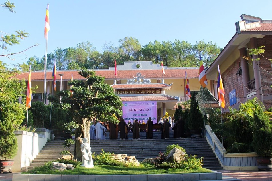 Kỳ thi tuyển sinh được tổ chức tại cơ sở 2 Học viện Phật giáo VN tại Huế