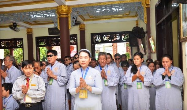 Chư tôn đức Tăng Ni tham dự khai mạc khóa tu Một ngày an lạc lần thứ VII 