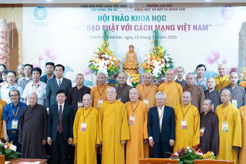 Các đại biểu tham dự hội thảo