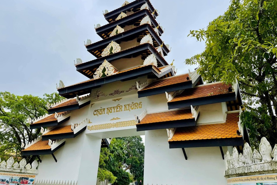 Chùa Huyền Không - Ảnh: Minh Giải