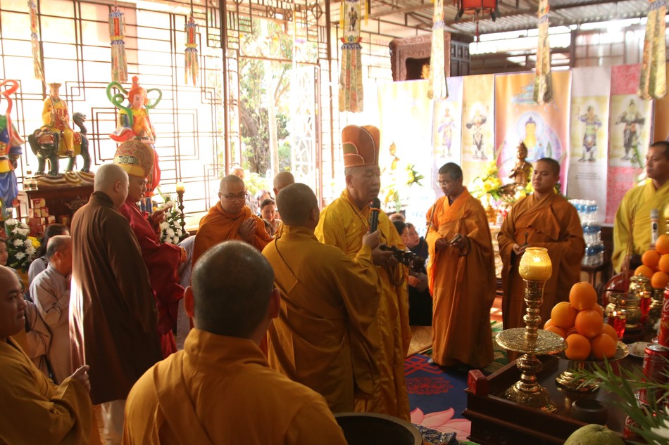 Lễ khai đàn Pháp hội Dược Sư Xuân Quý Mão chùa Minh Đạo (Pleiku) 