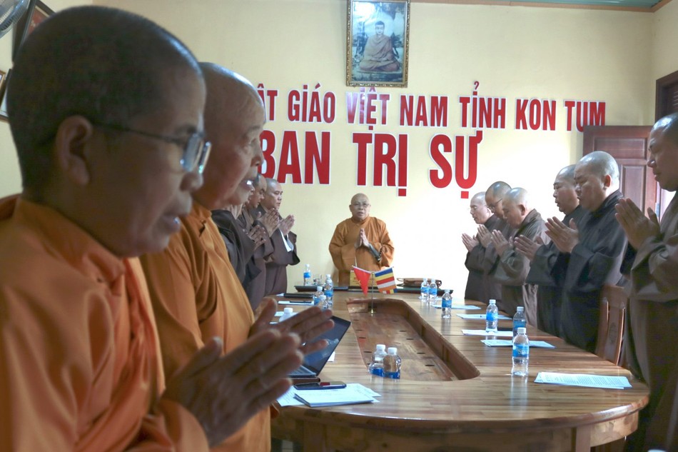 Ban Trị sự GHPGVN tỉnh Kon Tum tổ chức họp triển khai các hoạt động Phật sự quan trọng sắp tới 