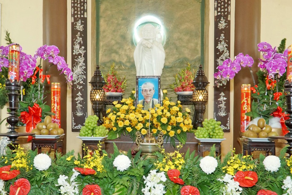 Di ảnh Hòa thượng Thích Hồng Liên tại chùa Phước Chơn