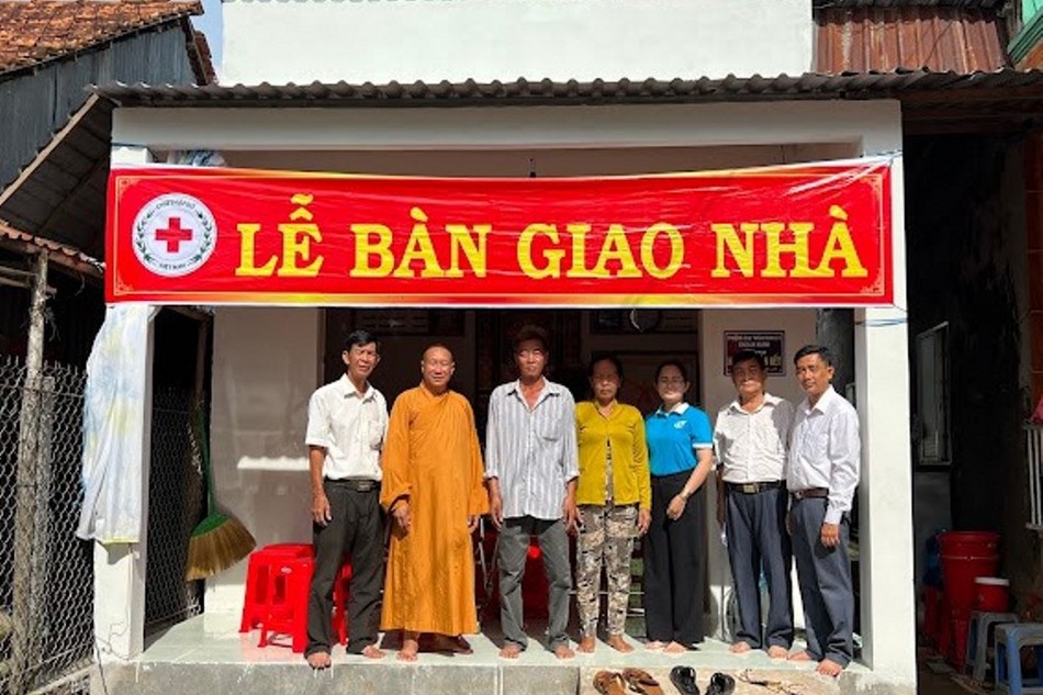 Căn nhà tình thương do Thượng tọa Thích Minh Lý tài trợ