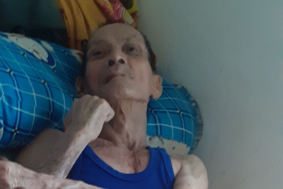 Mở rộng lòng từ: Hai cha con nhà nghèo bệnh nặng