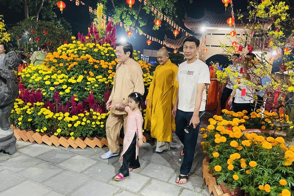 Ngài Trương Tấn Sang thăm chùa Pháp Minh vào ngày mồng 1 Tết