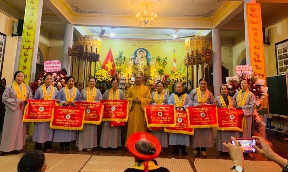 Mừng thọ các Phật tử cao niên đang sinh hoạt tại đạo tràng chùa Tích Sơn 