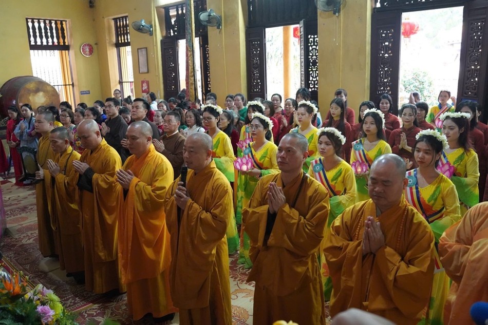 Tại chùa Quán Sứ diễn ra Lễ mít-tinh hưởng ứng Ngày Phật giáo Quốc tế