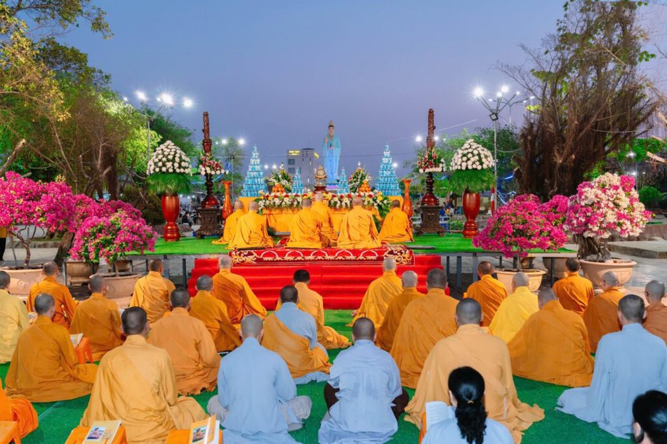  Khóa lễ cầu nguyện quốc thới dân an tại Quán Âm Phật Đài, TP.Bạc Liêu