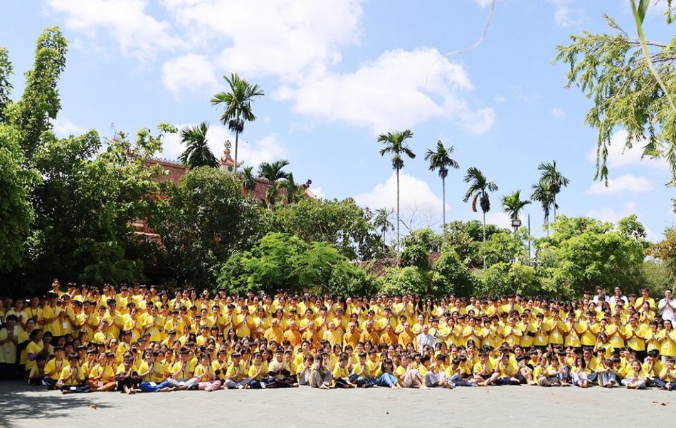 500 thanh thiếu niên tham gia khóa tu mùa hè lần thứ 16 tại chùa Long Phước