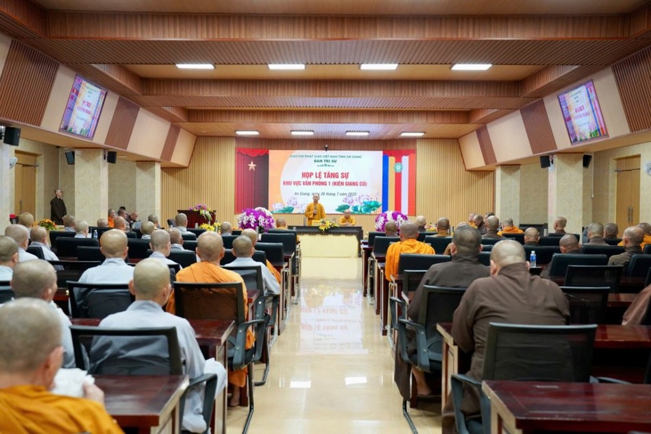 Toàn cảnh phiên họp