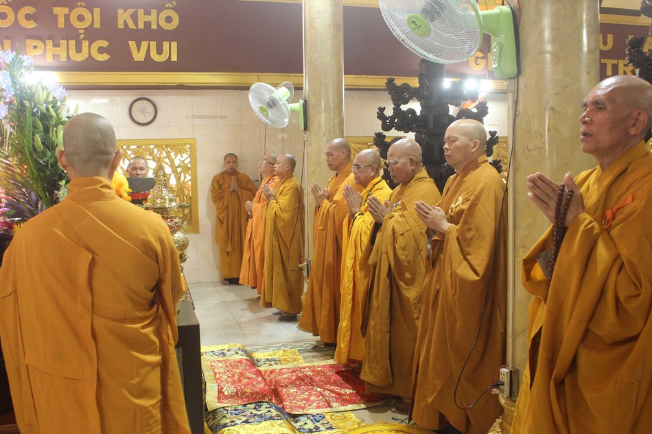 Khóa lễ diễn ra tại chùa Quảng Đức 