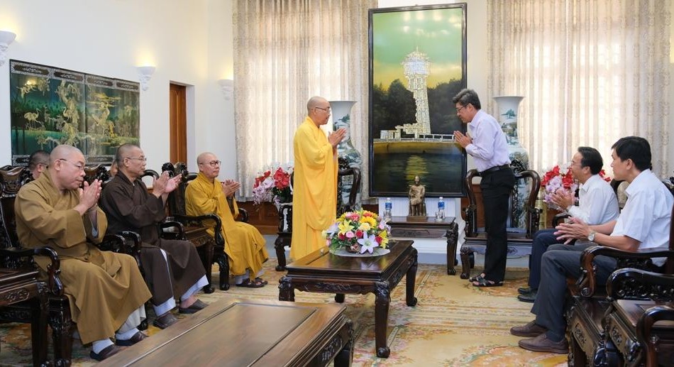 Phật giáo tỉnh Bình Thuận thăm cảm ơn đến các cấp chính quyền tỉnh