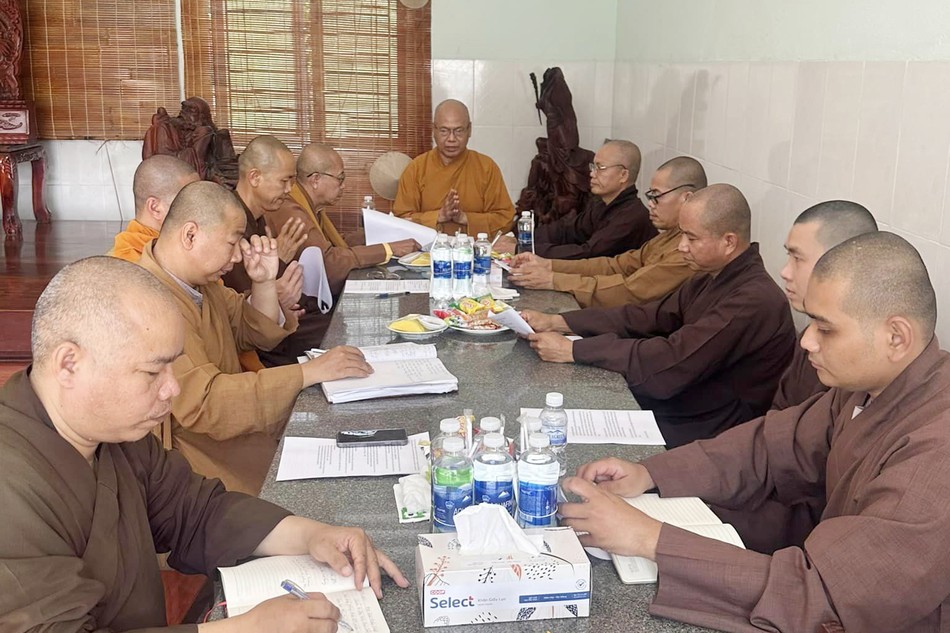 Ban Hoằng pháp Phật giáo tỉnh họp triển khai Phật sự quý II-2023- Ảnh: BHP