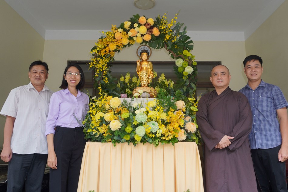 Phòng An ninh nội địa - Công an TP.HCM chúc mừng Phật đản đến Báo Giác Ngộ