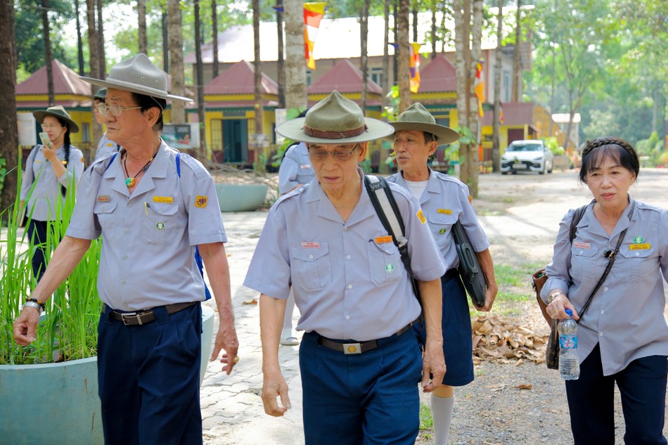 Đại diện Phân ban Gia đình Phật tử T.Ư và các đơn vị khảo sát nơi diễn ra các hoạt động Trại Lục Hòa khu vực miền Đông, miền Tây Nam Bộ và Bình Thuận - Ảnh: Bá Nam