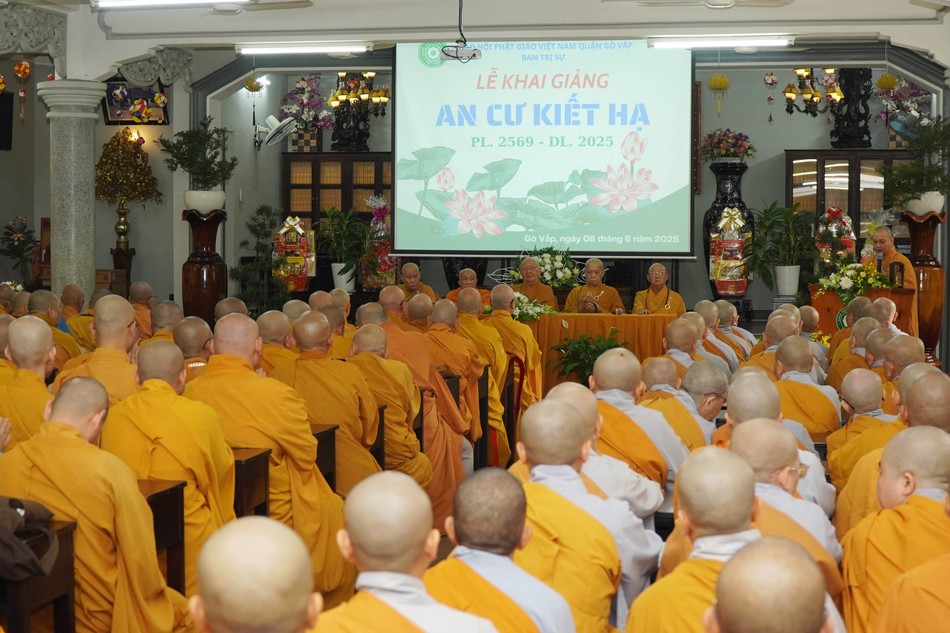 Tăng Ni Q.Gò Vấp bắt đầu khóa An cư kiết hạ Phật lịch 2569
