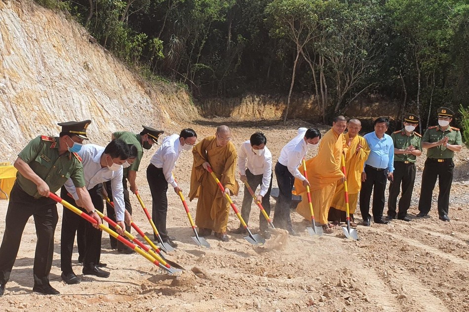 Chính thức khởi công xây dựng tượng đài Bồ-tát Quán Thế Âm