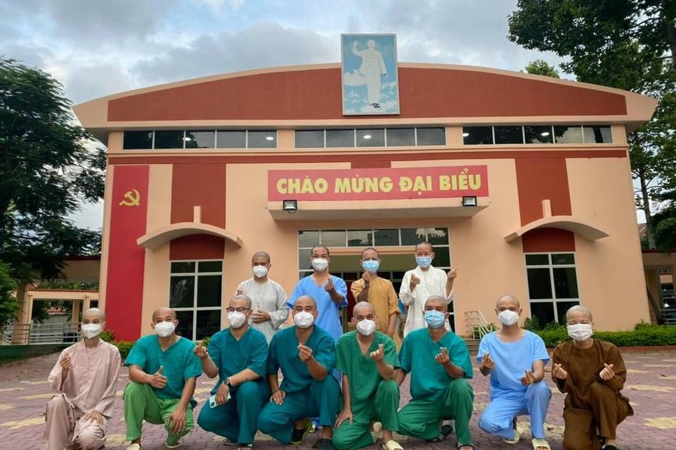 Tình nguyện viên Phật giáo tại Bệnh viện Hồi sức cấp cứu Covid-19