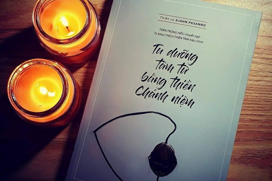 Tác phẩm "Tu dưỡng tâm từ bằng thiền chánh niệm" củaThiền sư Ajahn Pasanno