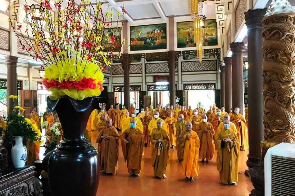 Khánh Hòa: Lễ bố-tát, quá đường tập trung kỳ đầu tiên trong mùa An cư kiết hạ Phật lịch 2566