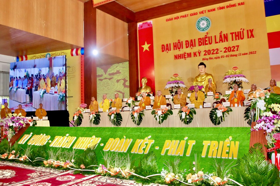 Phiên trù bị được diễn ra tại hội trường chùa Tỉnh Hội