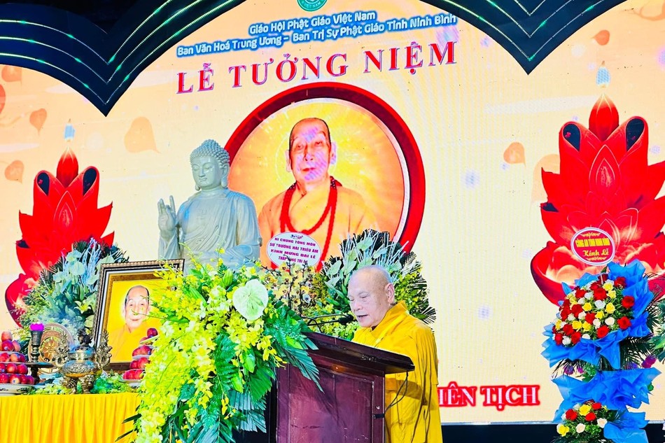 Hòa thượng Thích Thiện Nhơn, Chủ tịch Hội đồng Trị sự GHPGVN dâng lời tưởng niệm Đức Đệ nhất Pháp chủ GHPGVN