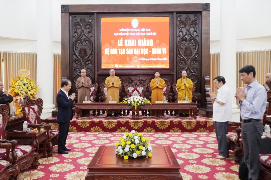 Niệm Phật cầu gia hộ