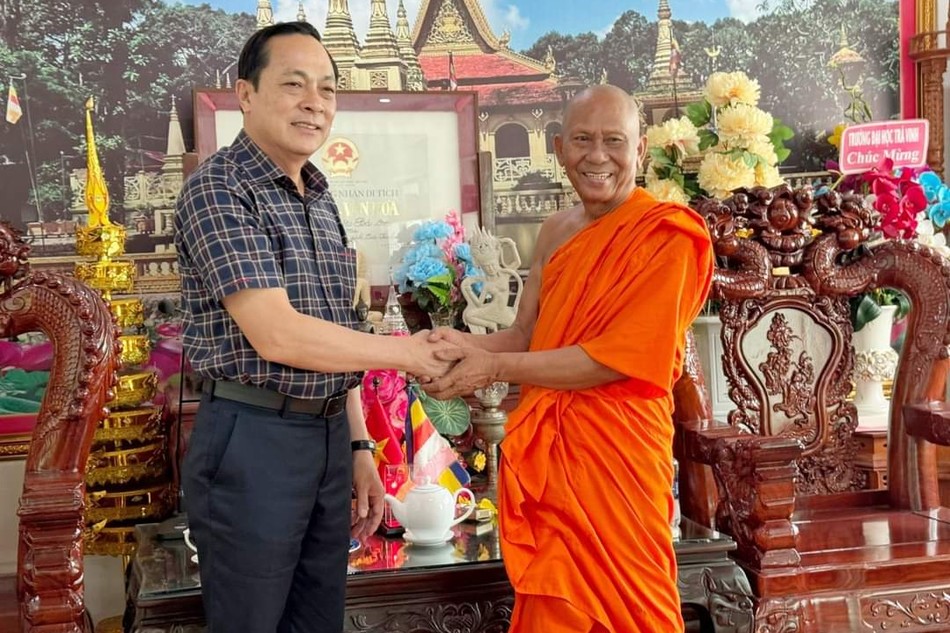 Trà Vinh: Lãnh đạo Tỉnh ủy thăm, chúc Tết cổ truyền Chôl Chnam Thmây