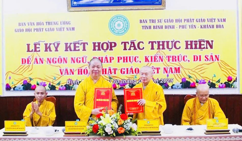 Ký kết hợp tác giữa Ban Văn hóa T.Ư và Ban Trị sự GHPGVN tỉnh Bình Định