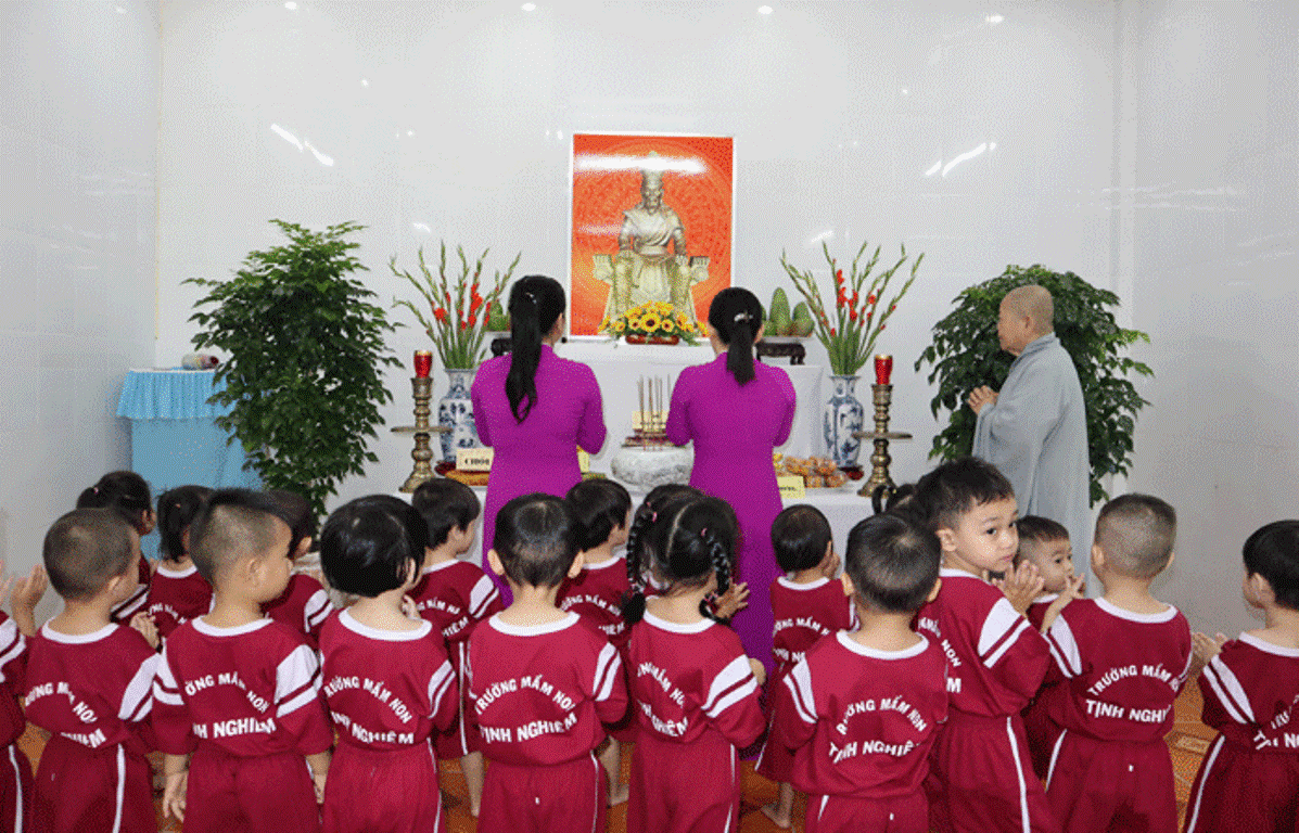 Trường Mầm non Tịnh Nghiêm tổ chức giỗ Tổ Hùng Vương