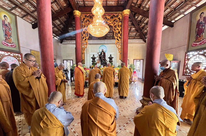 Buổi lễ tưởng niệm diễn ra trang nghiêm Buổi lễ tưởng niệm diễn ra trang nghiêm