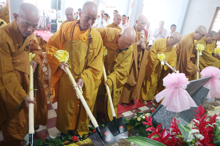 Nghi thức khởi công xây dựng chùa Thiên Phước Nghi thức khởi công xây dựng chùa Thiên Phước