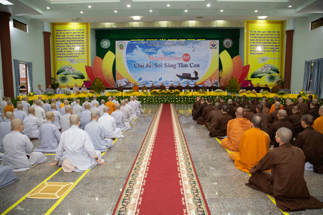 Tăng Ni sinh đã chiếu lại những hình ảnh tu học Tăng Ni sinh đã chiếu lại những hình ảnh tu học