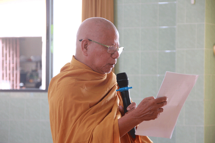 Hòa thượng Thích Giác Nhân cung tuyên tiểu sử Đức Phật hoàng Trần Nhân Tông Hòa thượng Thích Giác Nhân cung tuyên tiểu sử Đức Phật hoàng Trần Nhân Tông