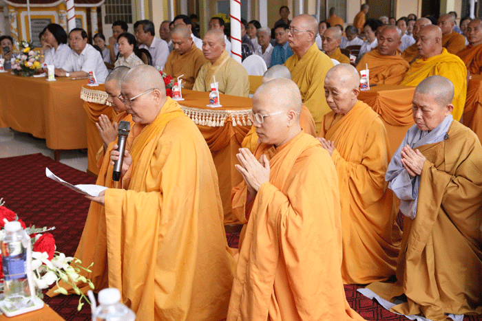 Ni sư Thích nữ Thành Liên phát nguyện đại trùng tu tịnh xá Ni sư Thích nữ Thành Liên phát nguyện đại trùng tu tịnh xá