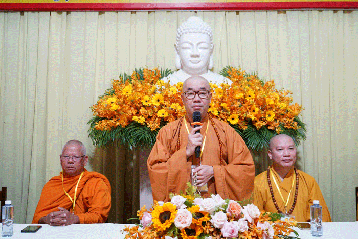 Thượng tọa Thích Quảng Lộc đạo từ tại lễ khai mạc Thượng tọa Thích Quảng Lộc đạo từ tại lễ khai mạc