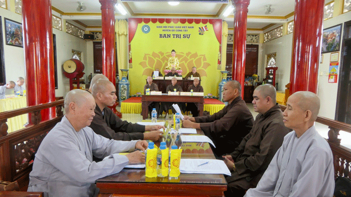 Buổi họp định kỳ của Ban Trị sự huyện