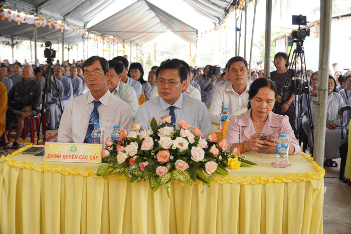 Đại diện lãnh đạo các cơ quan tham dự Đại diện lãnh đạo các cơ quan tham dự