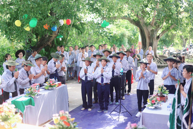 Lắng nghe đạo từ chứng minh Lắng nghe đạo từ chứng minh