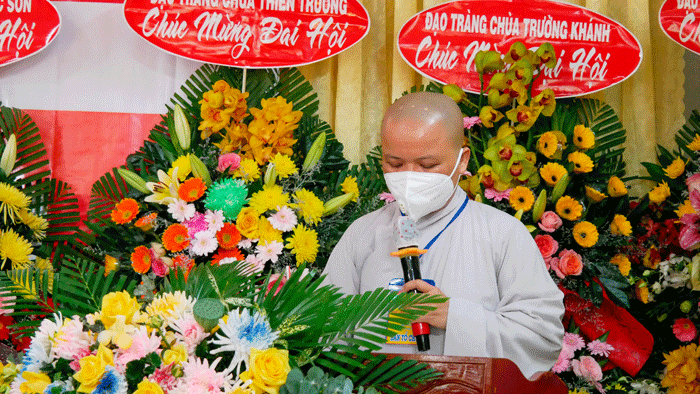 Sư cô Thích nữ Diệu Tâm báo cáo tổng kết nhiệm kỳ trước đại hội Sư cô Thích nữ Diệu Tâm báo cáo tổng kết nhiệm kỳ trước đại hội