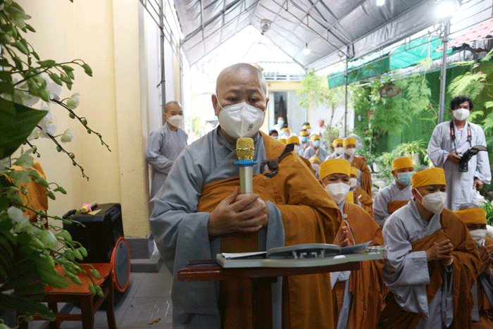 Ni trưởng Thích nữ Tịnh Nghiêm cung tuyên tiểu sử cố Ni trưởng Thích nữ Minh Viên Ni trưởng Thích nữ Tịnh Nghiêm cung tuyên tiểu sử cố Ni trưởng Thích nữ Minh Viên