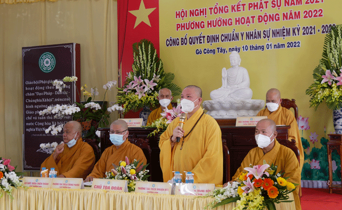 Thượng tọa Thích Nhuận Đức phát biểu Thượng tọa Thích Nhuận Đức phát biểu